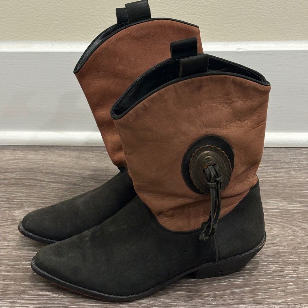 Vintage Colorblock Leather Western Boots Black Tan Concho Made in Brazil 6.5